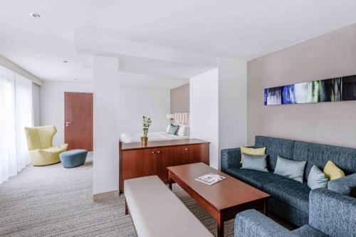 Imagen de la habitación del Hotel Courtyard By Marriott Munich City Center. Foto 18