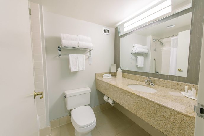 Imagen de la habitación del Hotel Courtyard By Marriott Nashua. Foto 13