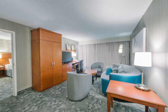 Imagen de la habitación del Hotel Courtyard By Marriott Nashua. Foto 14