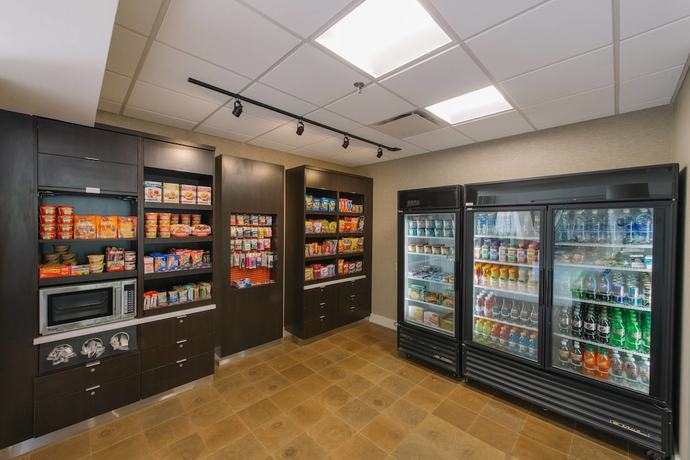 Imagen del bar/restaurante del Hotel Courtyard By Marriott Nashua. Foto 5