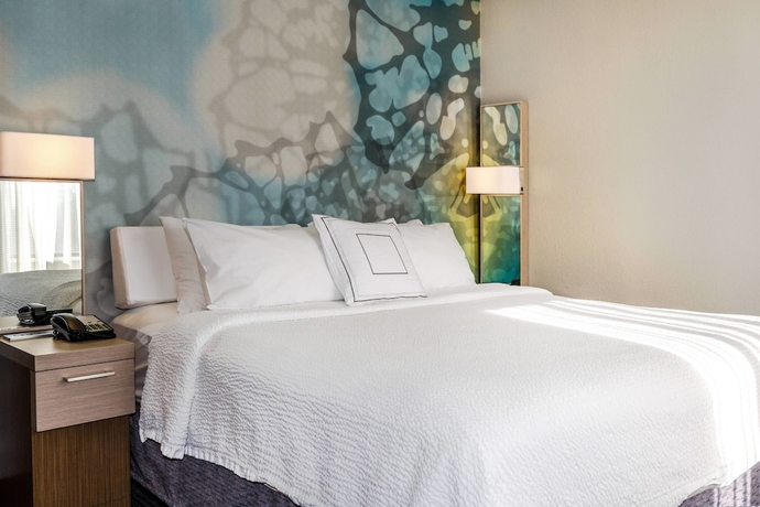Imagen de la habitación del Hotel Courtyard By Marriott Nashville At Opryland. Foto 13