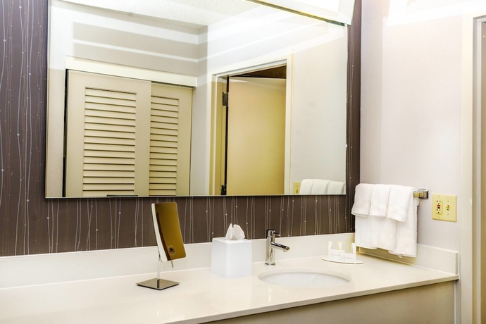 Imagen de la habitación del Hotel Courtyard By Marriott Nashville At Opryland. Foto 15