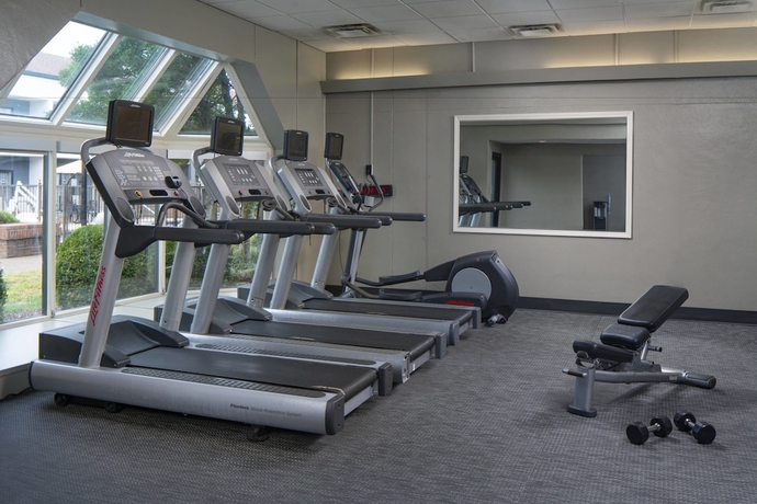 Imagen de los interiores del Hotel Courtyard By Marriott Nashville Brentwood. Foto 18