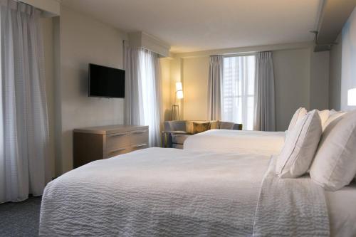 Imagen de la habitación del Hotel Courtyard By Marriott Nashville Downtown. Foto 14