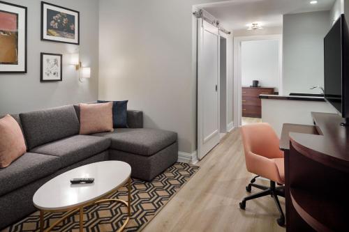 Imagen de la habitación del Hotel Courtyard By Marriott New Orleans French Quarter/iberville. Foto 15