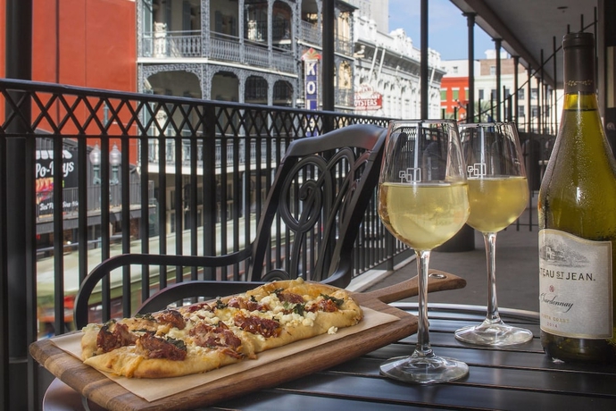 Imagen de la habitación del Hotel Courtyard By Marriott New Orleans Near The French Quarter. Foto 13