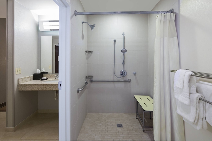 Imagen de la habitación del Hotel Courtyard By Marriott New Orleans Near The French Quarter. Foto 16