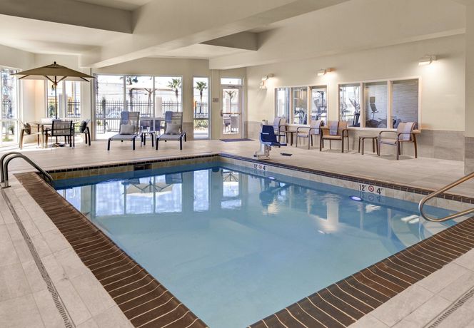 Imagen de los exteriores del Hotel Courtyard By Marriott New Orleans Westbank/gretna. Foto 12