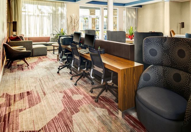 Imagen del bar/restaurante del Hotel Courtyard By Marriott New Orleans Westbank/gretna. Foto 6