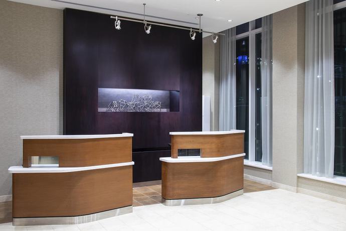 Imagen de los interiores del Hotel Courtyard By Marriott New York Queens/fresh Meadow. Foto 20