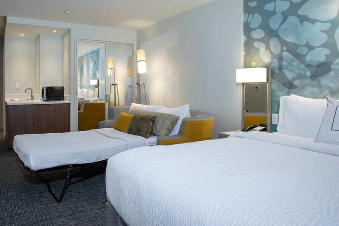 Imagen de la habitación del Hotel Courtyard By Marriott New York Queens/fresh Meadow. Foto 12