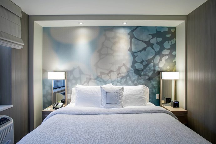 Imagen de la habitación del Hotel Courtyard By Marriott New York Queens/fresh Meadow. Foto 13