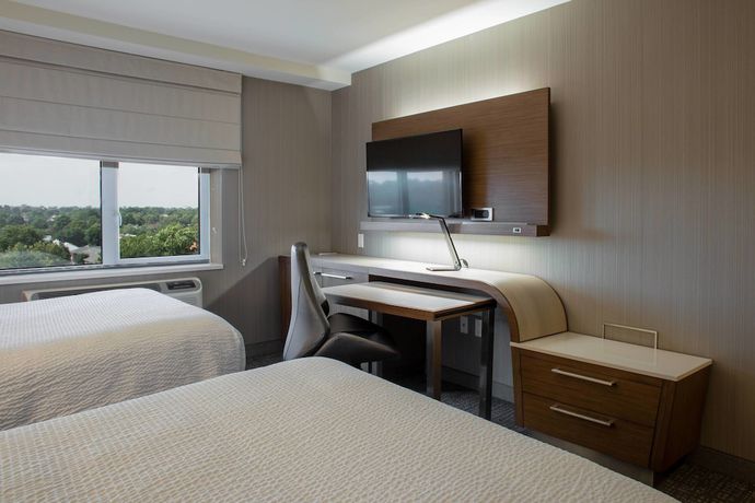 Imagen de la habitación del Hotel Courtyard By Marriott New York Queens/fresh Meadow. Foto 15