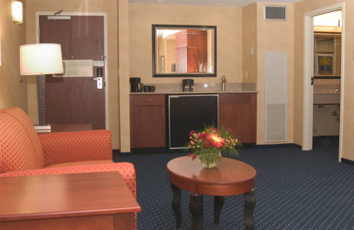 Imagen de la habitación del Hotel Courtyard By Marriott Newark-university Of Delaware. Foto 9