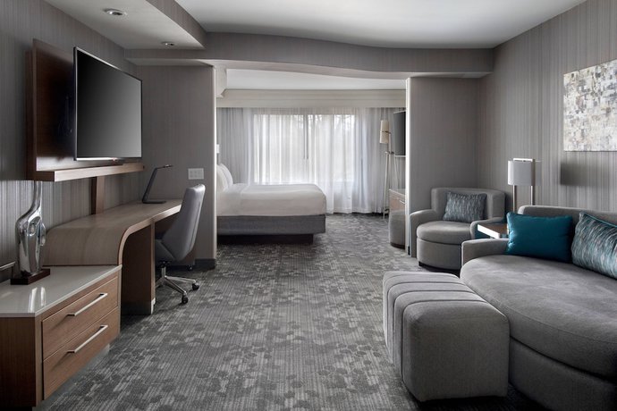 Imagen de la habitación del Hotel Courtyard By Marriott Newburgh Stewart Airport. Foto 2