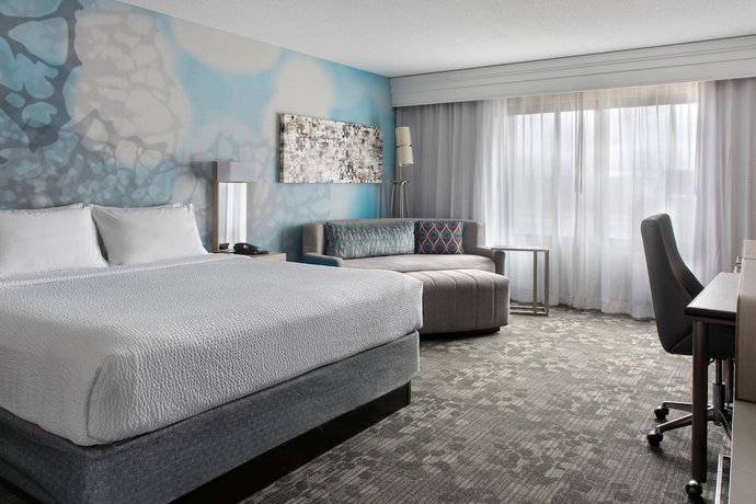 Imagen de la habitación del Hotel Courtyard By Marriott Newburgh Stewart Airport. Foto 9
