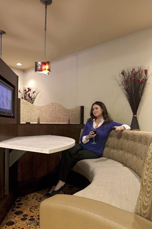 Imagen de la habitación del Hotel Courtyard By Marriott Newburgh Stewart Airport. Foto 12