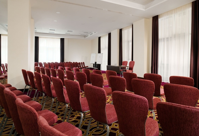 Imagen de los interiores del Hotel Courtyard By Marriott Nizhny Novgorod City Center. Foto 16