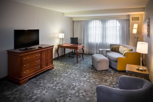 Imagen de la habitación del Hotel Courtyard By Marriott Norfolk Downtown. Foto 5