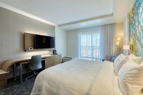 Imagen de la habitación del Hotel Courtyard By Marriott North Brunswick. Foto 19