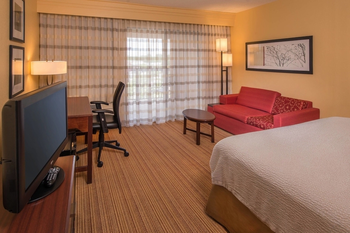 Imagen de la habitación del Hotel Courtyard By Marriott North Charleston Airport/coliseum. Foto 11