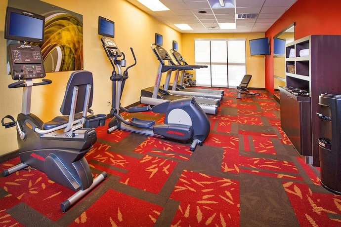 Imagen de los interiores del Hotel Courtyard By Marriott North Charleston Airport/coliseum. Foto 18