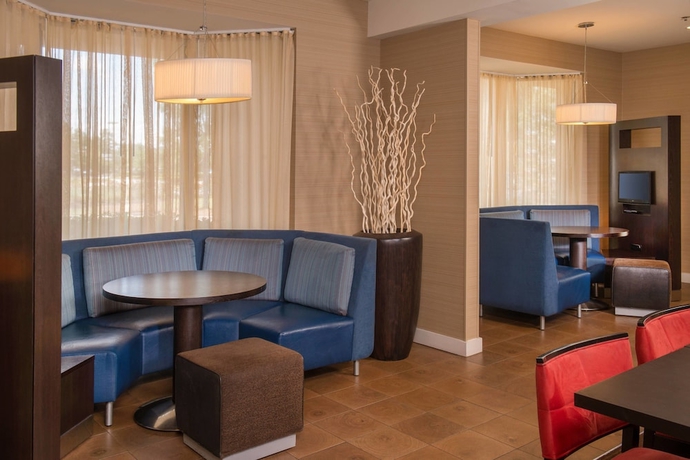 Imagen general del Hotel Courtyard By Marriott North Charleston Airport/coliseum. Foto 4