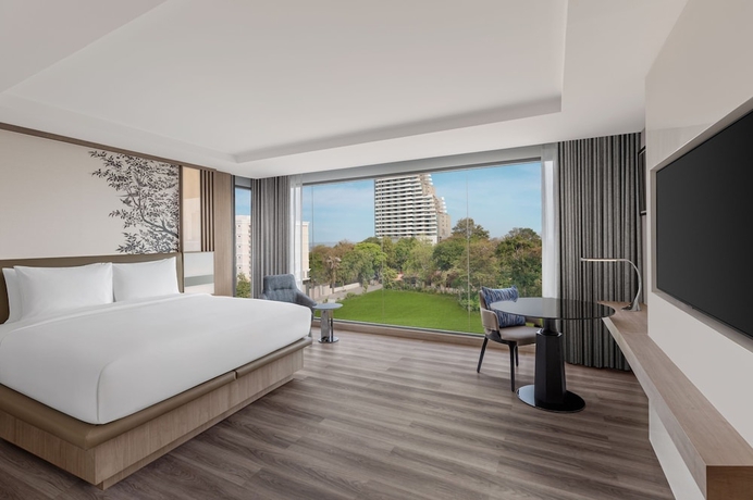 Imagen de la habitación del Hotel Courtyard By Marriott North Pattaya. Foto 4