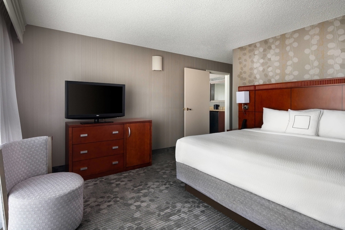 Imagen de la habitación del Hotel Courtyard By Marriott Novato Marin/sonoma. Foto 11