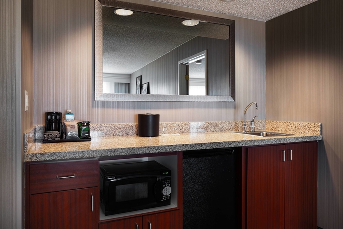 Imagen de la habitación del Hotel Courtyard By Marriott Novato Marin/sonoma. Foto 14