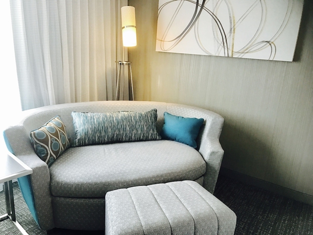 Imagen de la habitación del Hotel Courtyard By Marriott Oakland Downtown. Foto 3