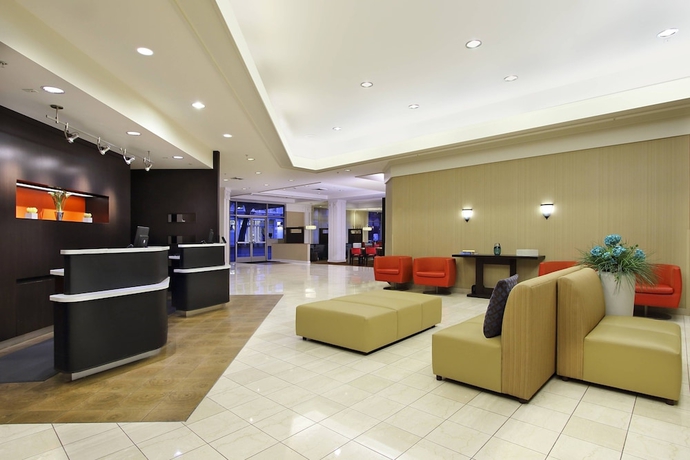 Imagen de los interiores del Hotel Courtyard By Marriott Oakland Downtown. Foto 17