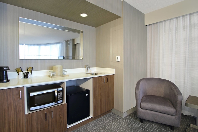Imagen de la habitación del Hotel Courtyard By Marriott Oakland Downtown. Foto 9