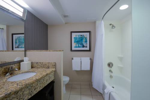 Imagen de la habitación del Hotel Courtyard By Marriott Ocean City Oceanfront. Foto 3