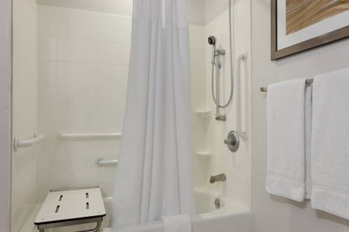 Imagen de la habitación del Hotel Courtyard By Marriott Oklahoma City North/quail Springs. Foto 6