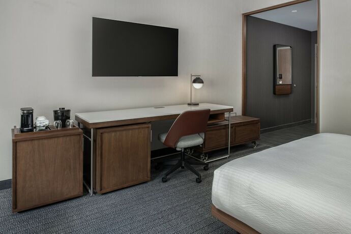 Imagen de la habitación del Hotel Courtyard By Marriott Olympia. Foto 13