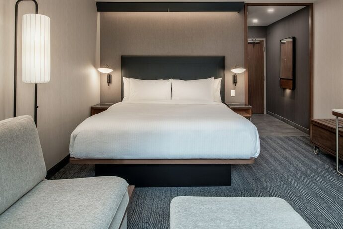 Imagen de la habitación del Hotel Courtyard By Marriott Olympia. Foto 16