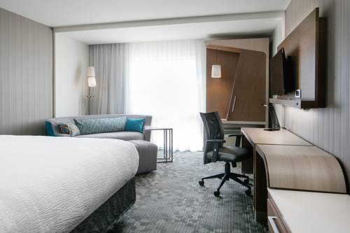 Imagen de la habitación del Hotel Courtyard By Marriott Omaha Bellevue Beardmore Event Center. Foto 2