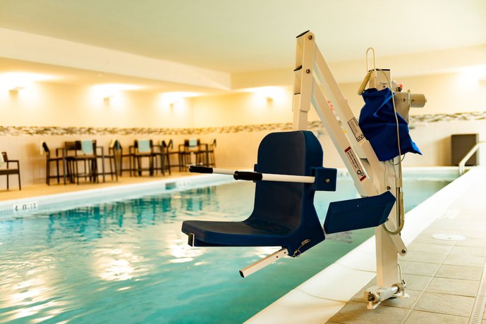 Imagen de la piscina del Hotel Courtyard By Marriott Omaha East/council Bluffs, Ia. Foto 16