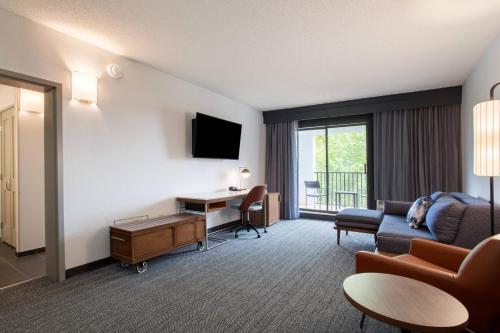 Imagen de la habitación del Hotel Courtyard By Marriott Orlando Altamonte Springs/maitland. Foto 15