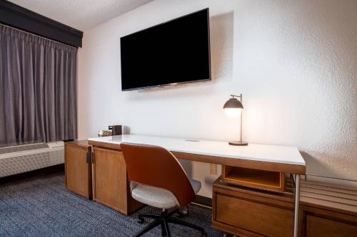 Imagen de la habitación del Hotel Courtyard By Marriott Orlando Altamonte Springs/maitland. Foto 18