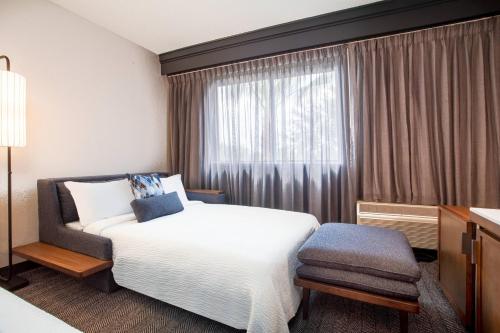 Imagen de la habitación del Hotel Courtyard By Marriott Orlando Altamonte Springs/maitland. Foto 19