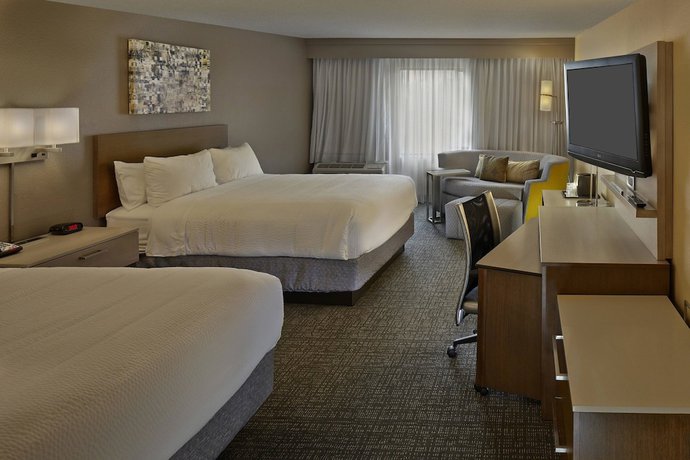 Imagen de la habitación del Hotel Courtyard By Marriott Orlando East/ucf Area. Foto 2