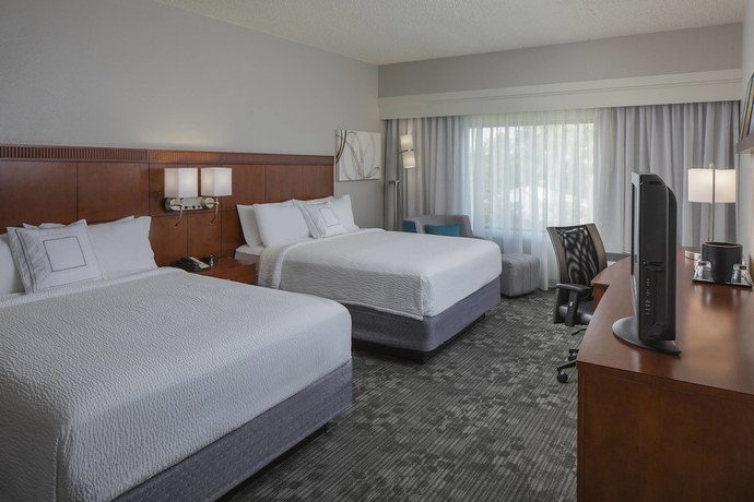 Imagen de la habitación del Hotel Courtyard By Marriott Orlando International Dr / Conv Cntr. Foto 6