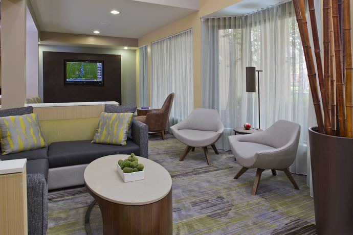 Imagen de los interiores del Hotel Courtyard By Marriott Orlando International Dr / Conv Cntr. Foto 15