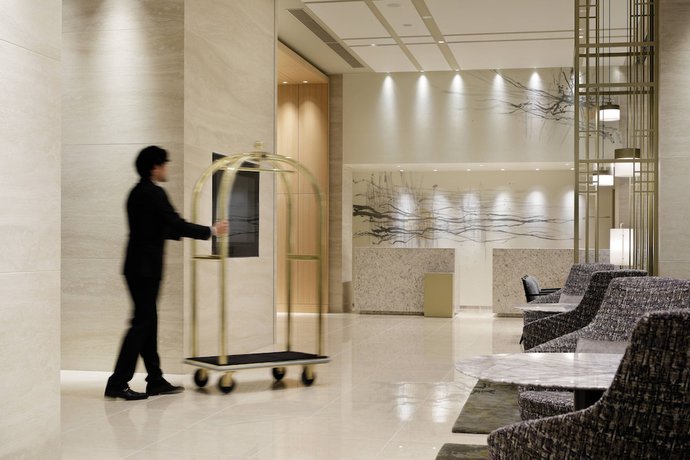 Imagen de los interiores del Hotel Courtyard By Marriott Osaka Honmachi. Foto 18