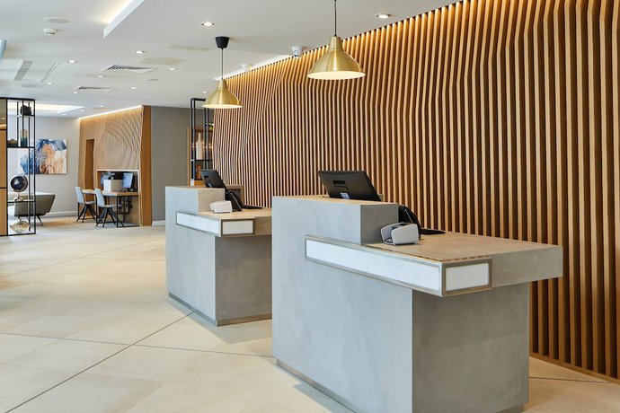 Imagen de los interiores del Hotel Courtyard By Marriott Oxford City Centre. Foto 18