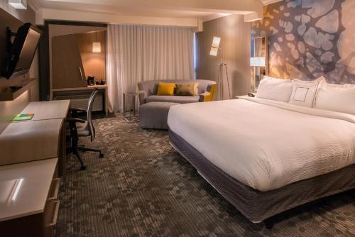 Imagen de la habitación del Hotel Courtyard By Marriott Oxnard Ventura. Foto 8