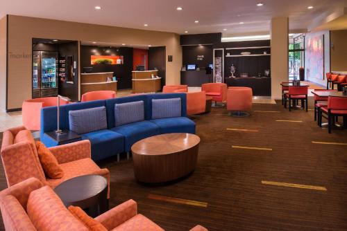 Imagen general del Hotel Courtyard By Marriott Oxnard Ventura. Foto 2