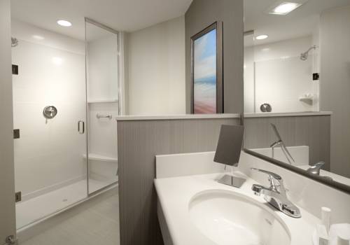 Imagen de la habitación del Hotel Courtyard By Marriott Palm Beach Jupiter. Foto 11